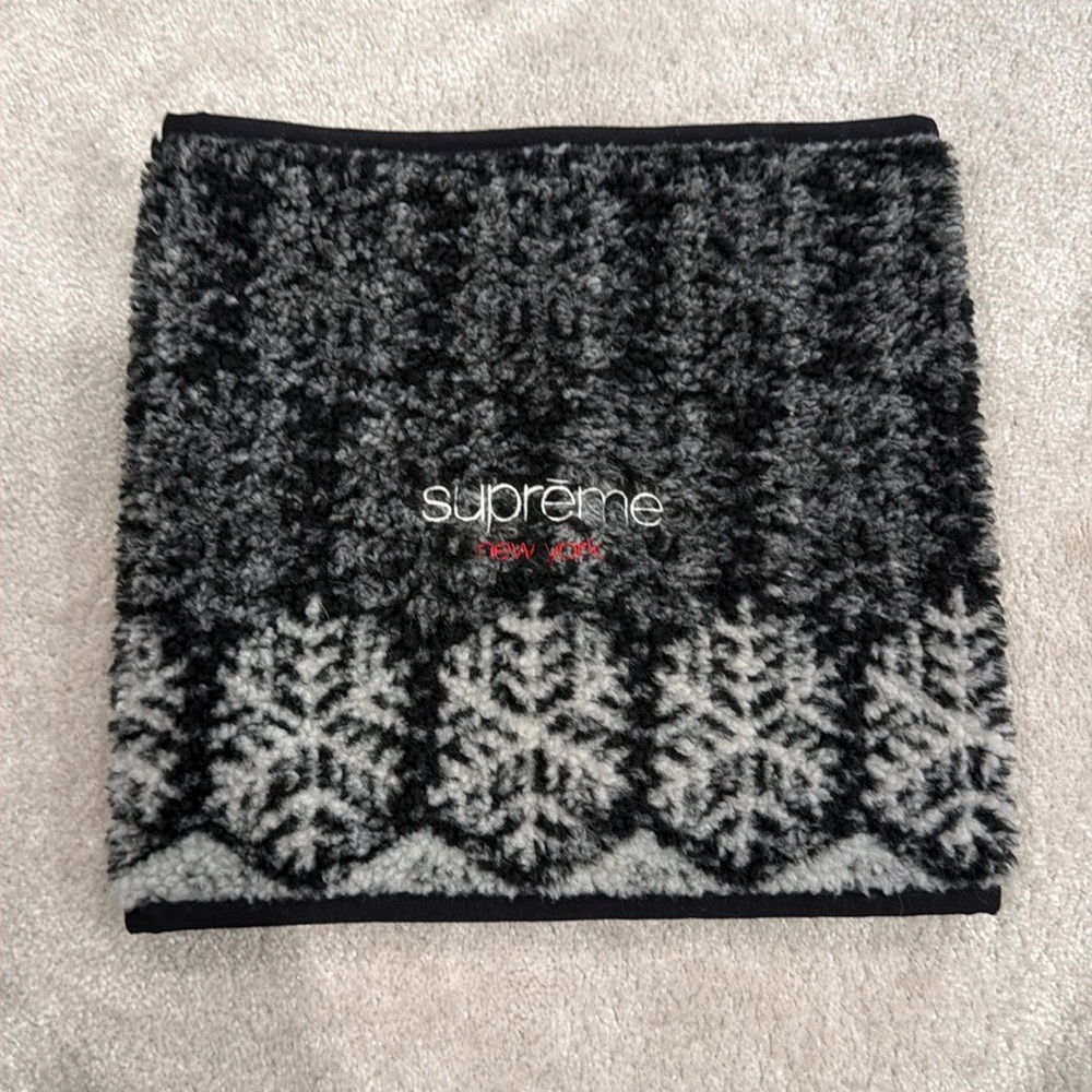 Supreme Neck Gaiter Charcoal Grey 100 % Authentic